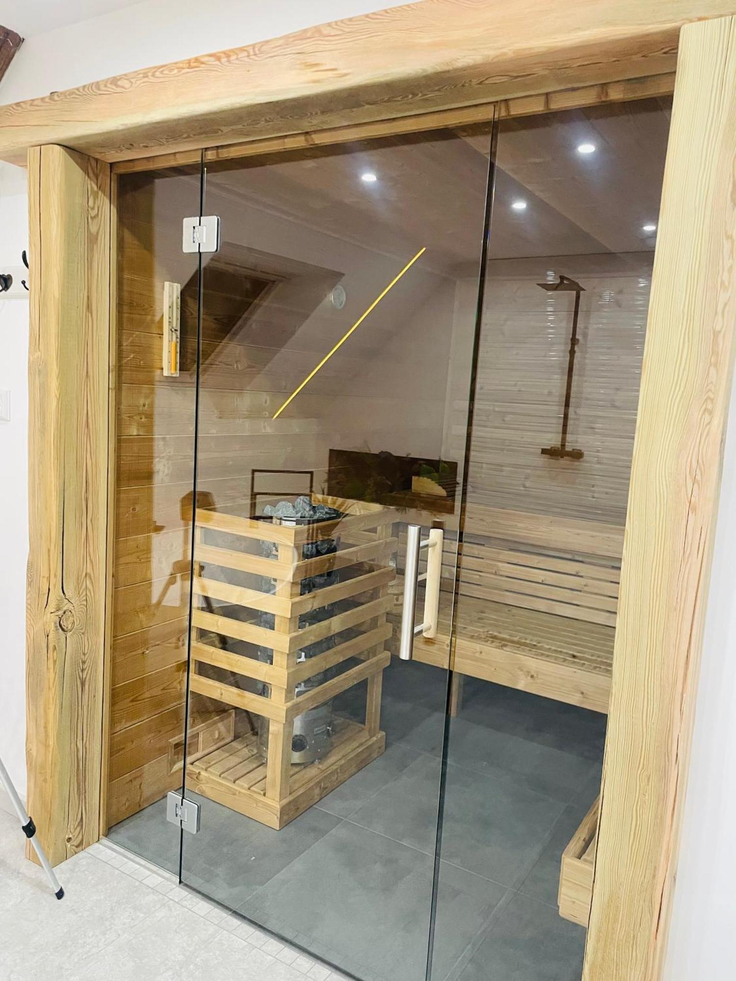 Maison Gite Chez Nounou Sauna Jacuzzi Jardin Arbore Etting Exterior foto